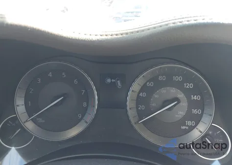 2011 Infiniti M37 z USA, uszkodzony, nr VIN JN1BY1AP7BM324855